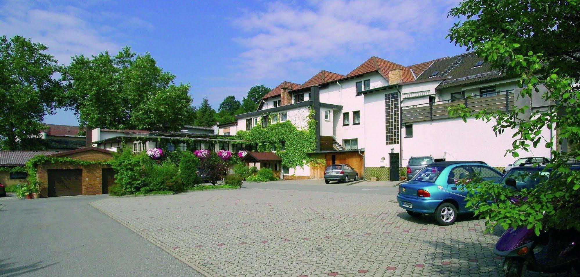 Landgasthof Goldene Rose Grub am Forst ภายนอก รูปภาพ